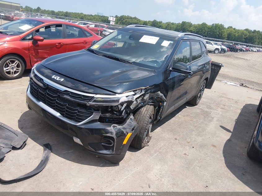 2026 Kia Seltos VIN KNDEUCAA3T7927055 IAAI salvage auction — LEFT FRONT, Salvage (Ohio), sold $8,000 on 2026-08-18 (photo 2)