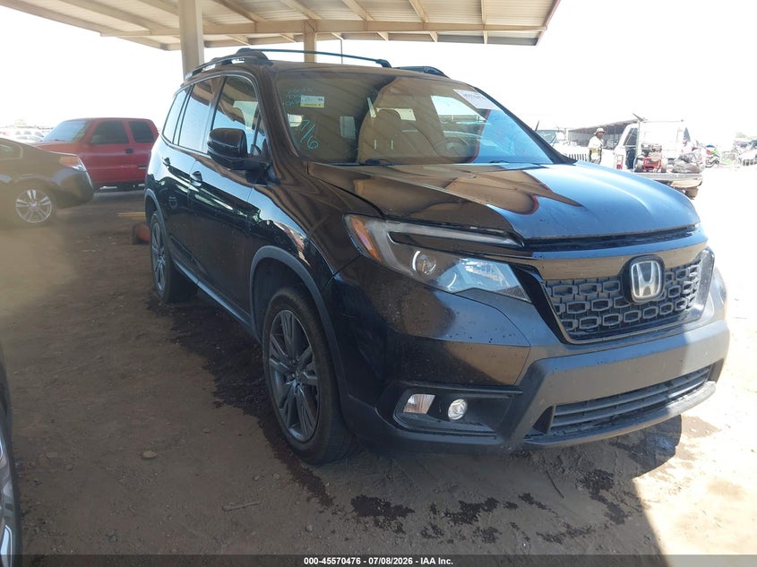 2020 Honda Passport VIN 5FNYF8H55LB013042 IAAI salvage auction — NORMAL WEAR, Clear (Arizona), sold $8,800 on 2026-07-28 (photo 1)