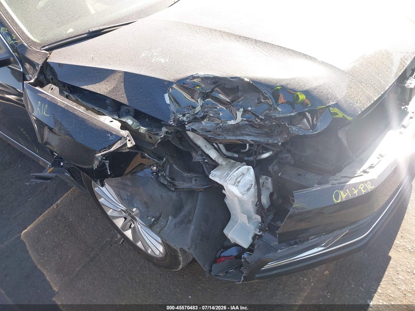 2016 Volkswagen Passat VIN 1VWBT7A30GC069603 IAAI salvage auction — RIGHT FRONT, Salvage Title, sold $975 on 2026-07-25 (photo 6)