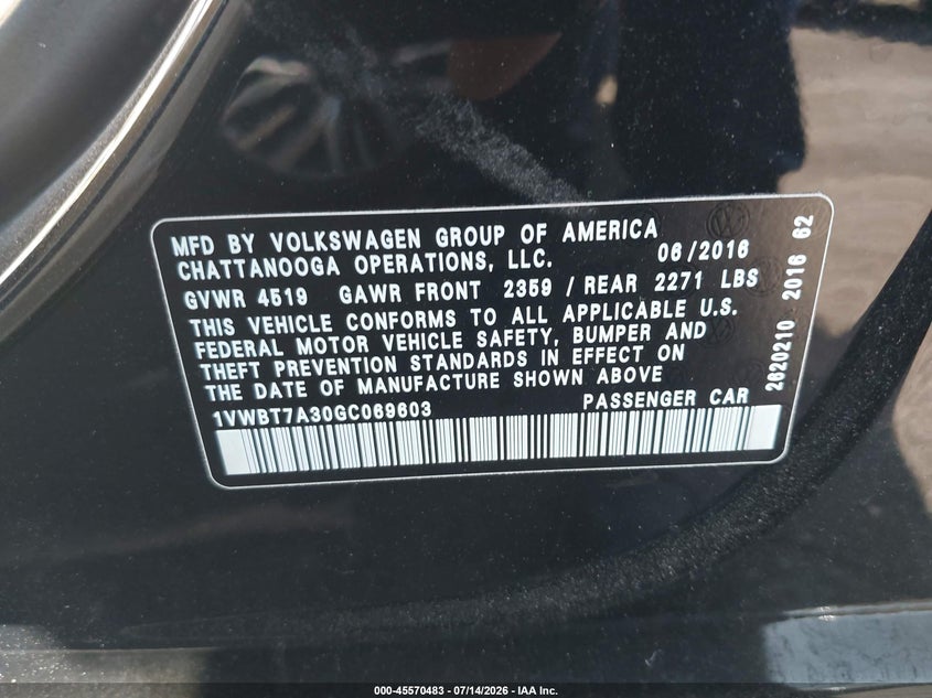 2016 Volkswagen Passat VIN 1VWBT7A30GC069603 IAAI salvage auction — RIGHT FRONT, Salvage Title, sold $975 on 2026-07-25 (photo 9)