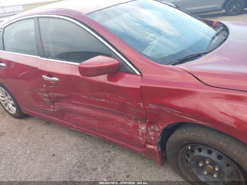 2015 Nissan Altima VIN 1N4AL3AP6FN879742 IAAI salvage auction — RIGHT SIDE, Salvage Title, sold $1,525 on 2026-08-03 (photo 6)