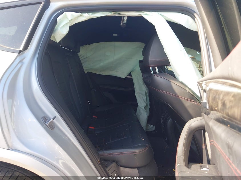 2019 BMW X4 VIN 5UXUJ3C55KLA58437 IAAI salvage auction — FRONT END, Wait Title, sold $7,975 on 2026-08-19 (photo 8)