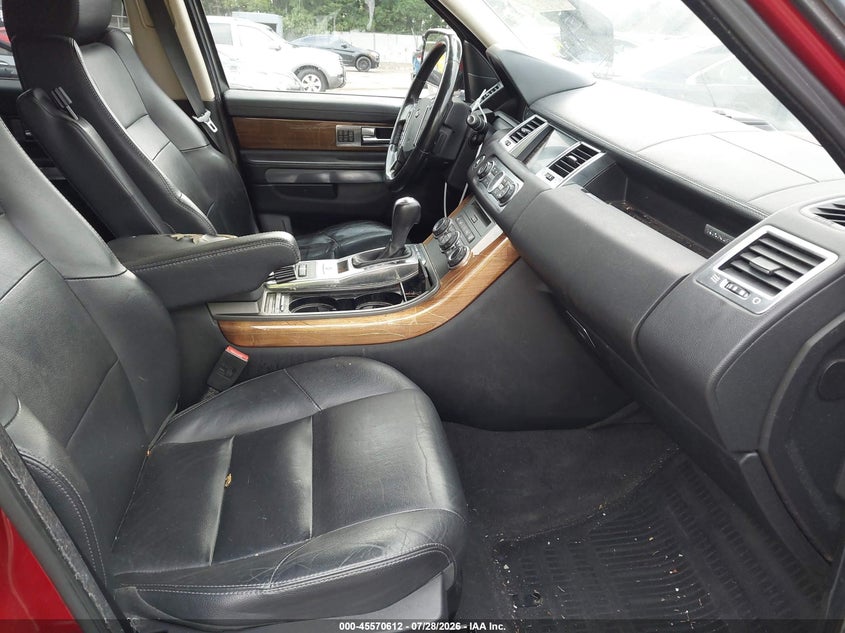 2013 Land rover Range rover sport VIN SALSF2D40DA807238 IAAI salvage auction — SIDE, Wait Title, sold $775 on 2026-10-07 (photo 5)