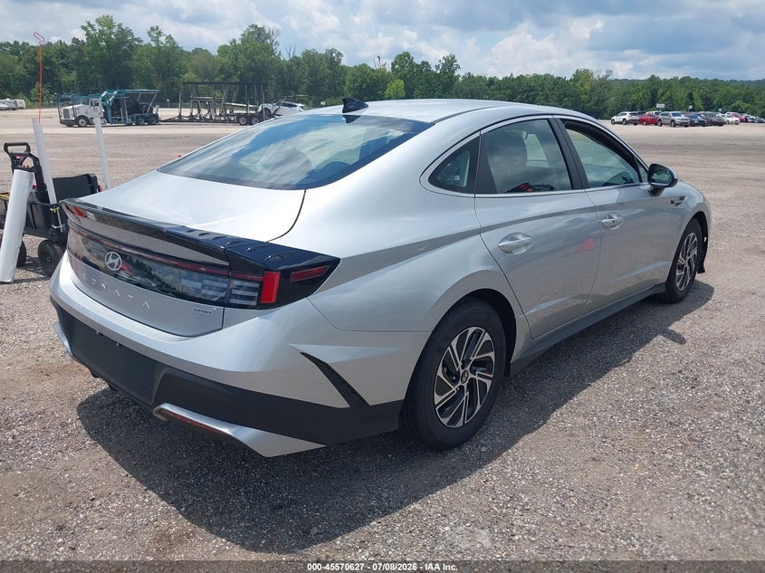 2026 Hyundai Sonata VIN KMHL24JJ3TA163385 IAAI salvage auction — FRONT END, Salvage Title, sold $16,200 on 2026-07-15 (photo 4)