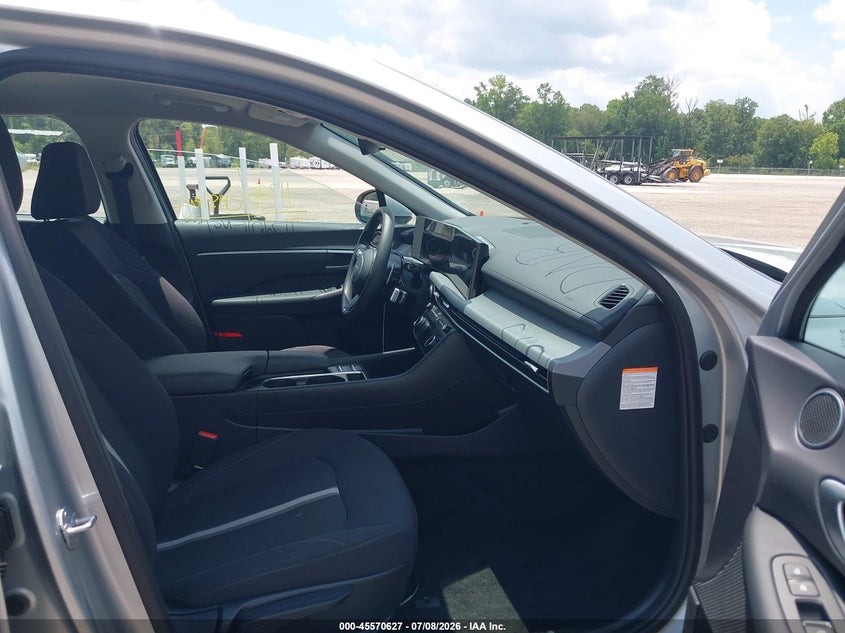 2026 Hyundai Sonata VIN KMHL24JJ3TA163385 IAAI salvage auction — FRONT END, Salvage Title, sold $16,200 on 2026-07-15 (photo 5)