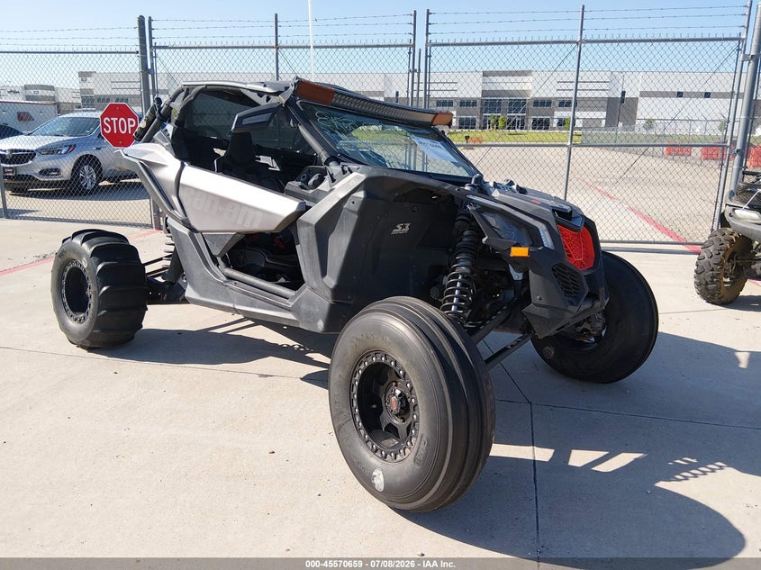 2018 Can-am/ brp Maverick VIN 3JBVXAW40JK003401 IAAI salvage auction — LEFT REAR, Salvage (Arizona), sold $8,000 on 2026-07-14 (photo 1)
