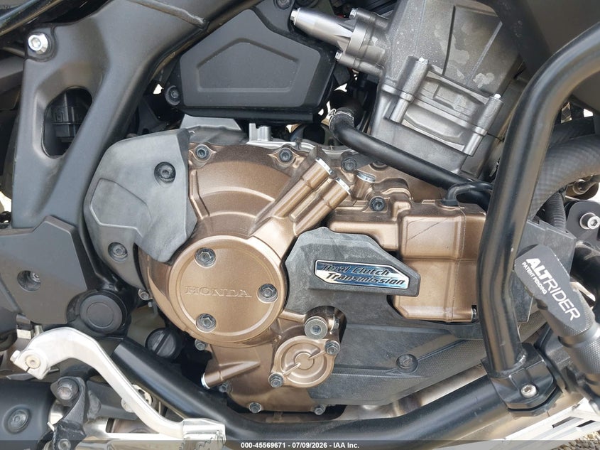 2021 Honda Crf VIN JH2SD1048MK100578 IAAI salvage auction — FRONT END, Salvage Title, sold $2,150 on 2026-07-21 (photo 8)