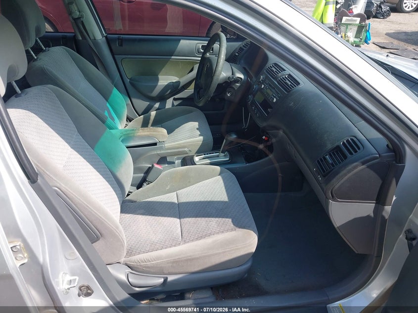 2005 Honda Civic VIN 2HGES16415H562185 IAAI salvage auction — RIGHT FRONT, Salvage - Greater Than 75% (Maryland), sold $400 on 2026-08-01 (photo 5)