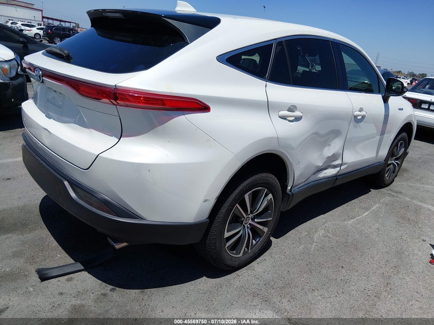 2021 Toyota Venza VIN JTEAAAAH9MJ085864 IAAI salvage auction — LEFT SIDE, Salvage (California), sold $11,800 on 2026-08-20 (photo 4)