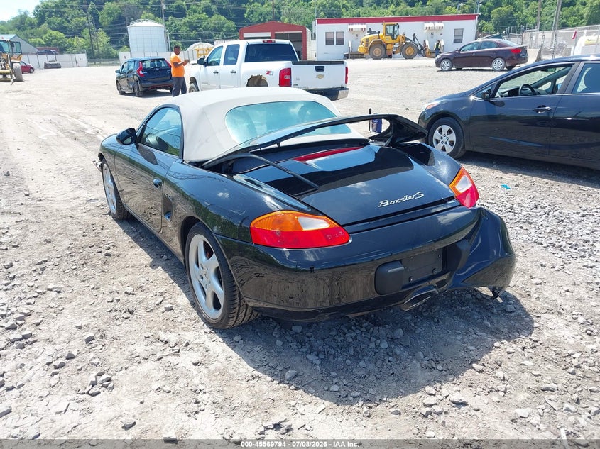 2000 Porsche Boxster VIN WP0CB2980YU662998 IAAI salvage auction — FRONT END, Salvage (Pennsylvania), sold $1,350 on 2026-07-28 (photo 3)