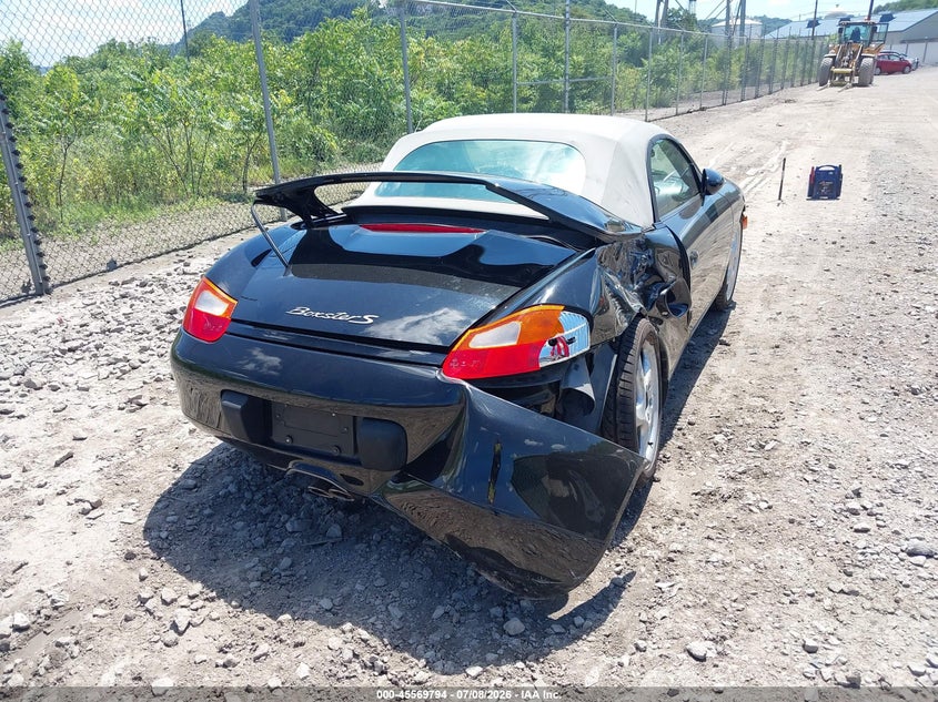 2000 Porsche Boxster VIN WP0CB2980YU662998 IAAI salvage auction — FRONT END, Salvage (Pennsylvania), sold $1,350 on 2026-07-28 (photo 4)