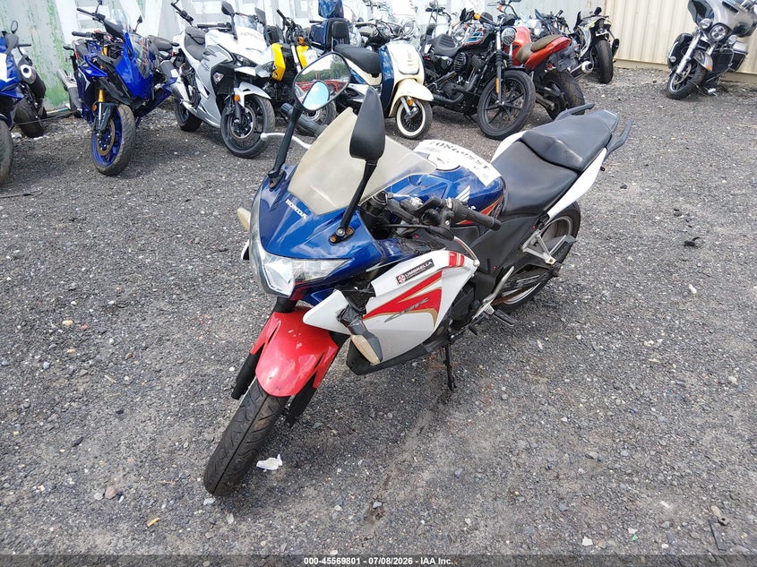 2012 Honda Cbr250 VIN MLHMC4102C5205743 IAAI salvage auction — NORMAL WEAR, Clear (New Jersey), sold $175 on 2026-07-21 (photo 2)