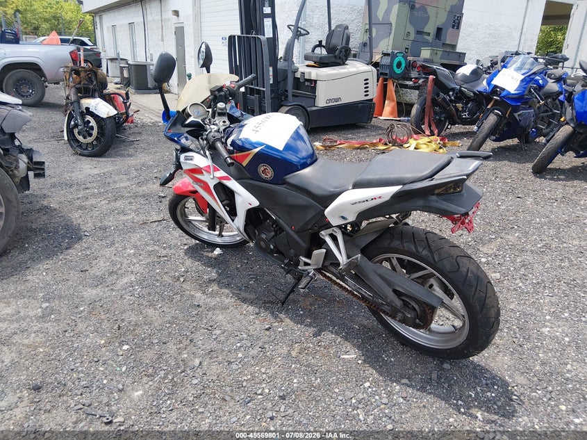 2012 Honda Cbr250 VIN MLHMC4102C5205743 IAAI salvage auction — NORMAL WEAR, Clear (New Jersey), sold $175 on 2026-07-21 (photo 3)