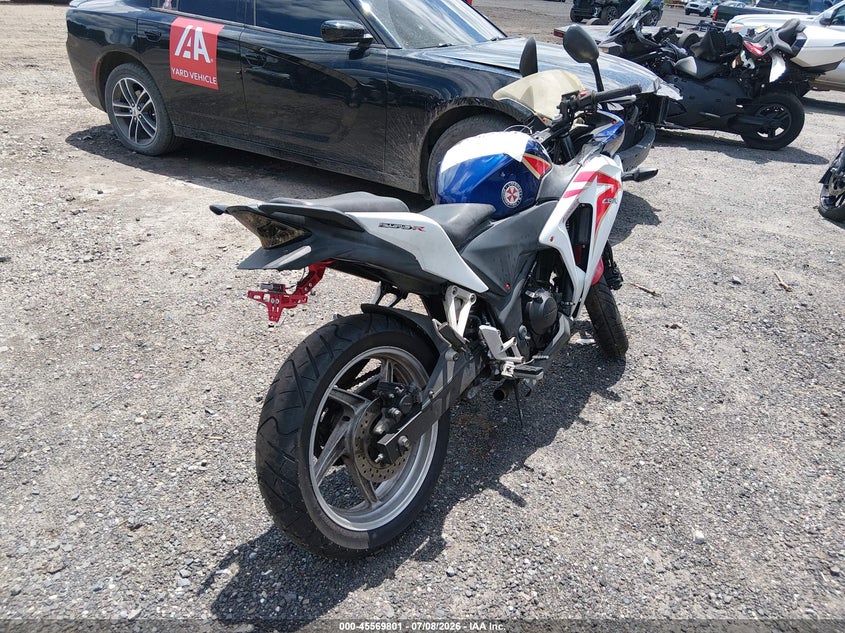 2012 Honda Cbr250 VIN MLHMC4102C5205743 IAAI salvage auction — NORMAL WEAR, Clear (New Jersey), sold $175 on 2026-07-21 (photo 4)