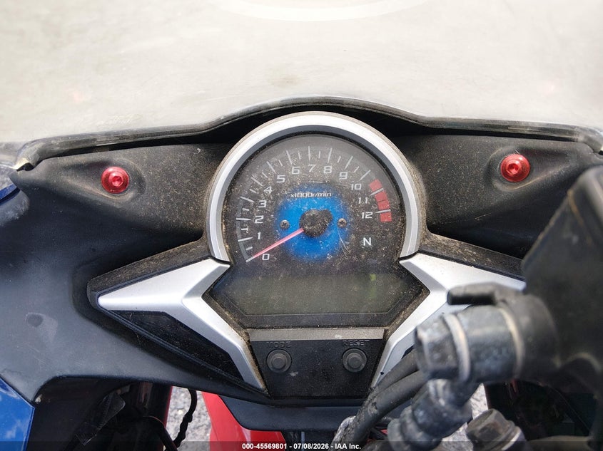 2012 Honda Cbr250 VIN MLHMC4102C5205743 IAAI salvage auction — NORMAL WEAR, Clear (New Jersey), sold $175 on 2026-07-21 (photo 7)