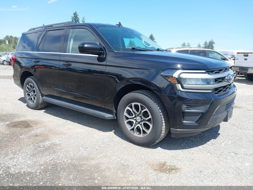 2022 Ford Expedition VIN 1FMJU1GT6NEA42516 — IAAI salvage auction photo
