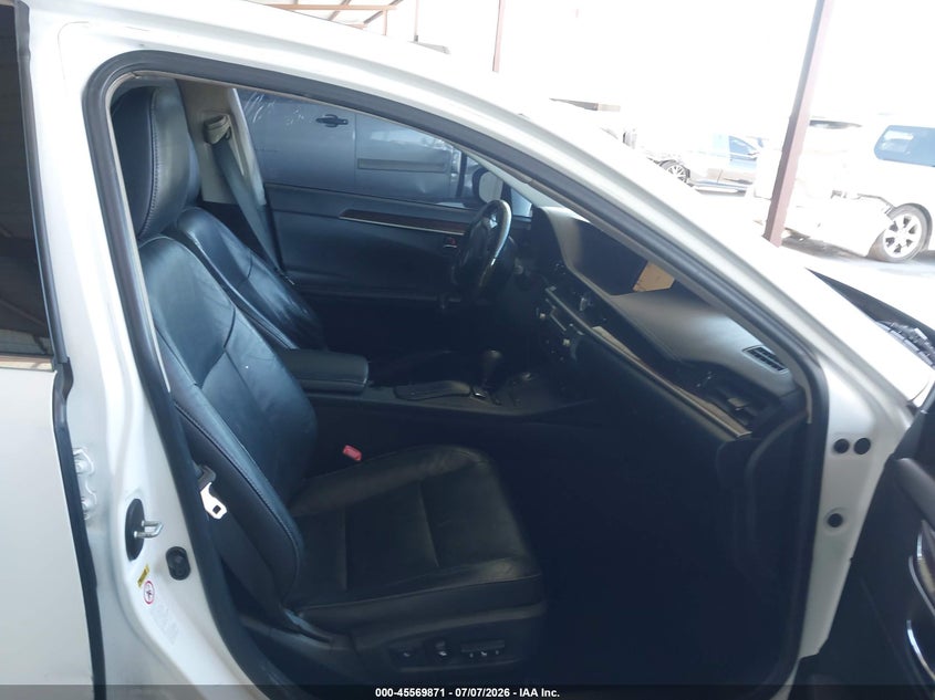 2014 Lexus ES VIN JTHBK1GG1E2116393 IAAI salvage auction — RIGHT FRONT, Salvage Title, sold $3,000 on 2026-07-23 (photo 5)