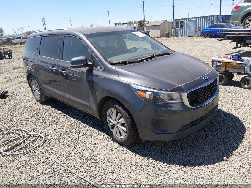 2017 Kia SEDONA VIN KNDMB5C11H6339436 IAAI salvage auction — NORMAL WEAR, Enterprise Vehicles Clear Only (Oregon), sold $700 on 2026-07-22 (photo 1)