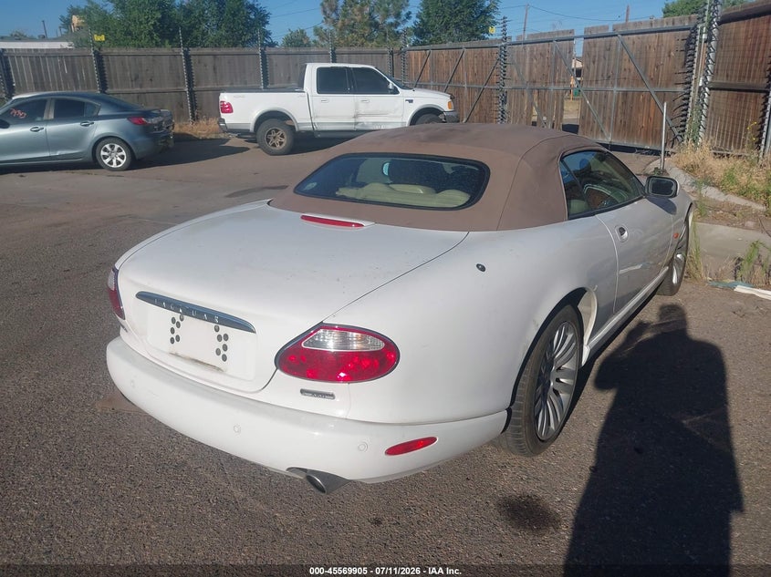 2006 Jaguar Xk series VIN SAJDA42C562A45658 IAAI salvage auction — NORMAL WEAR, Clear (Texas), sold $225 on 2026-07-21 (photo 4)