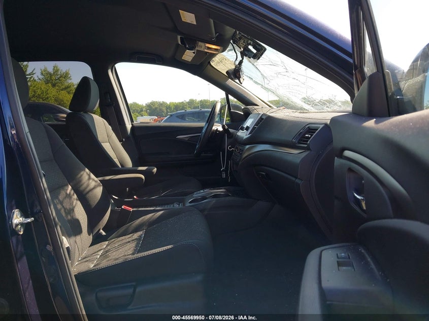 2019 Honda Passport VIN 5FNYF8H25KB005950 IAAI salvage auction — STORM DAMAGE, Salvage (New Jersey), sold $8,250 on 2026-08-24 (photo 5)