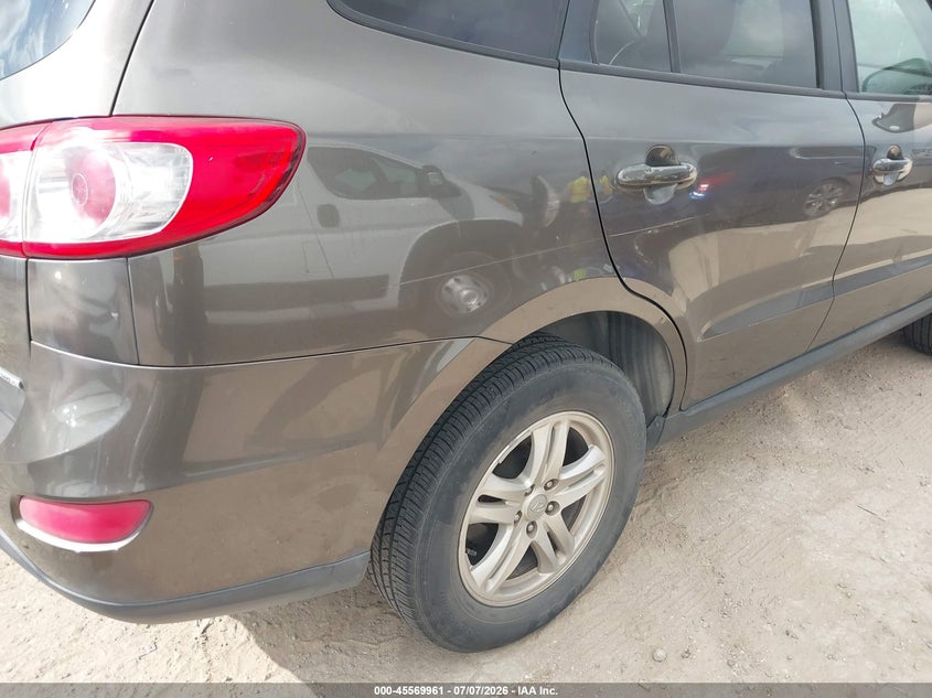 2012 Hyundai Santa fe VIN 5XYZGDAB9CG157440 IAAI salvage auction — NORMAL WEAR, Original (Texas), sold $1,100 on 2026-07-20 (photo 6)