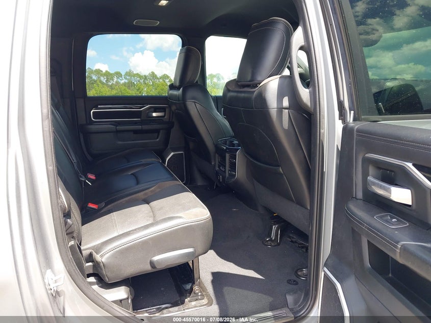 2020 Ram 2500 VIN 3C6UR5NL7LG211484 IAAI salvage auction — SIDE, Rebuildable (Florida), sold $21,100 on 2026-08-12 (photo 8)