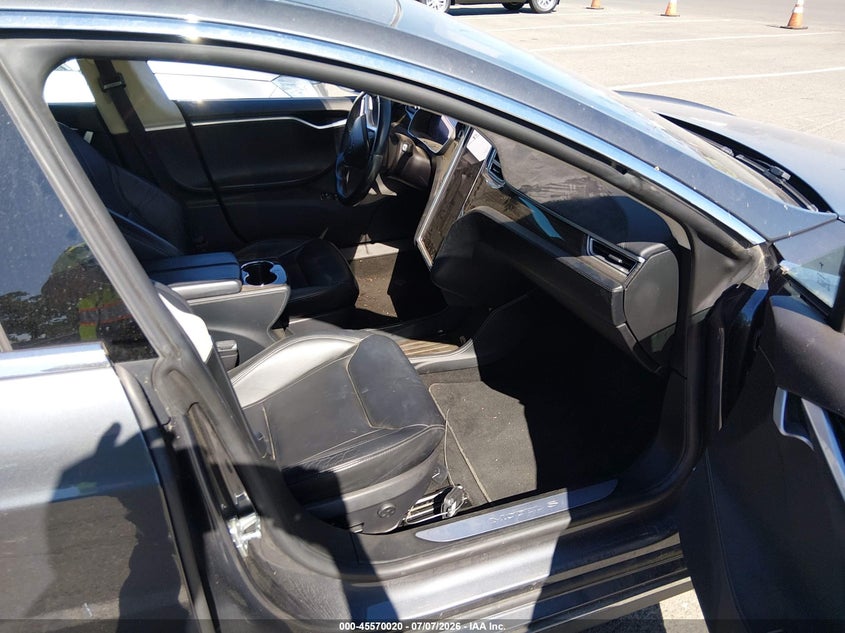 2015 Tesla Model s VIN 5YJSA1H47FF083990 IAAI salvage auction — FRONT END, Clear - Dealer Only (California), sold $9,100 on 2026-07-25 (photo 5)