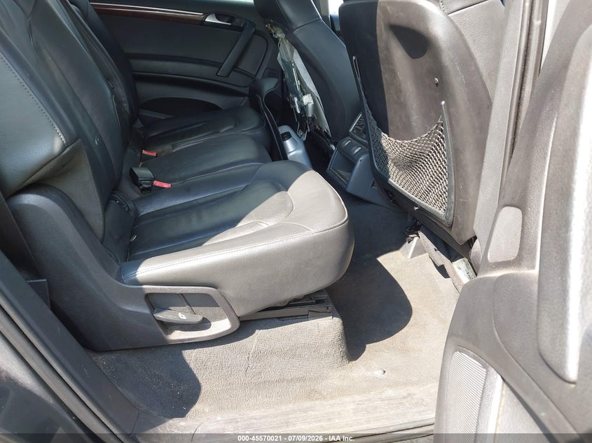 2014 Audi Q7 VIN WA1CGAFEXED011096 IAAI salvage auction — NORMAL WEAR, Salvage (South Carolina), sold $1,350 on 2026-07-29 (photo 8)