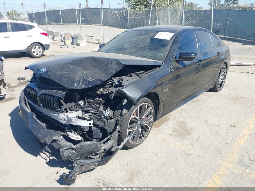 2022 BMW 5er VIN WBA13AG06NCH76498 IAAI salvage auction — FRONT END, Salvage (California), sold $11,100 on 2026-07-29 (photo 2)
