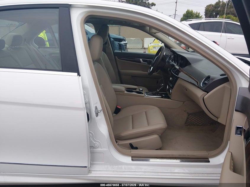 2014 Mercedes-benz C-klasse VIN WDDGF8AB9EA966477 IAAI salvage auction — LEFT SIDE, Salvage (California), sold $2,650 on 2026-07-27 (photo 5)