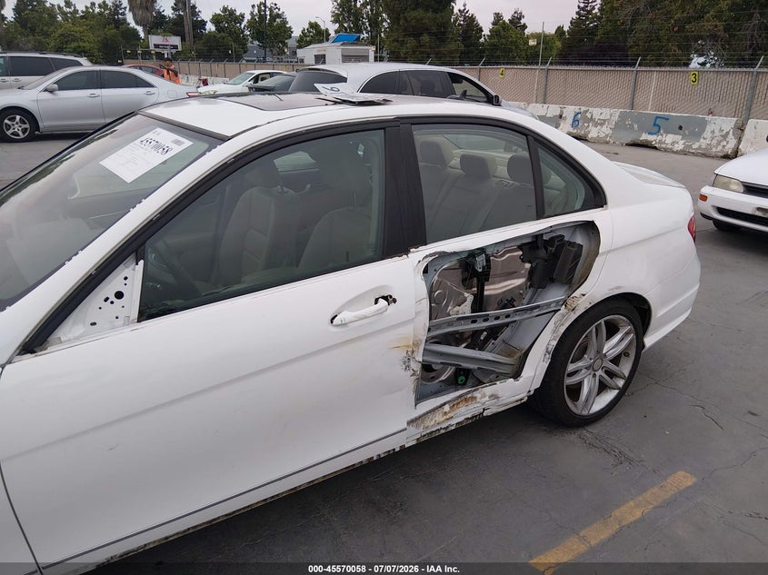 2014 Mercedes-benz C-klasse VIN WDDGF8AB9EA966477 IAAI salvage auction — LEFT SIDE, Salvage (California), sold $2,650 on 2026-07-27 (photo 6)