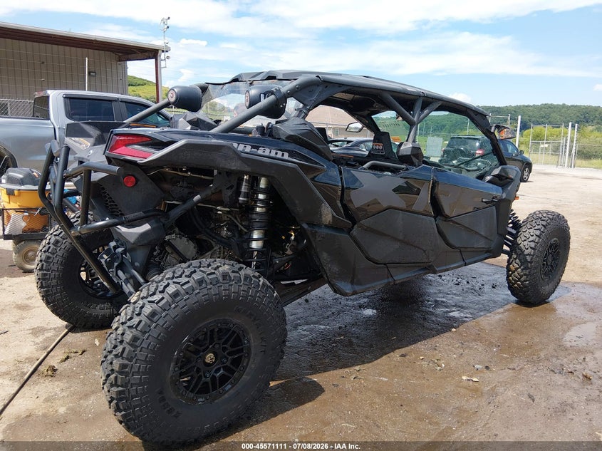2025 Can-am/ brp Maverick VIN 3JBVNAV48SE003069 IAAI salvage auction — WATER/FLOOD, Salvage Title, sold $17,350 on 2026-08-06 (photo 4)