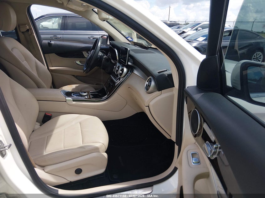 2019 Mercedes-benz Glc VIN WDC0G4JB9KV122312 IAAI salvage auction — REAR END, Original (Texas), sold $6,700 on 2026-08-10 (photo 5)