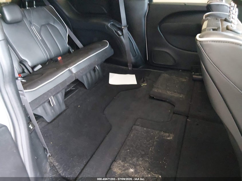 2025 Chrysler Pacifica VIN 2C4RC1GG5SR510425 IAAI salvage auction — FRONT END, Salvage Title, sold $14,600 on 2026-07-26 (photo 8)