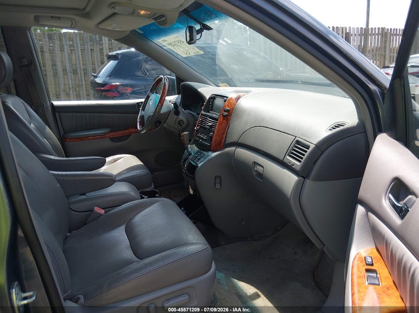 2008 Toyota Sienna VIN 5TDBK22C38S009385 IAAI salvage auction — NORMAL WEAR, Clear (Virginia), sold $25 on 2026-07-20 (photo 5)