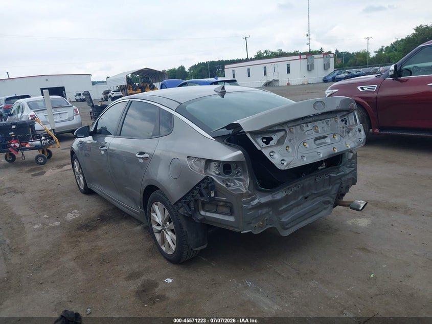 2018 Kia Optima VIN 5XXGT4L36JG259675 IAAI salvage auction — REAR END, Clear (Virginia), sold $25 on 2026-07-28 (photo 3)