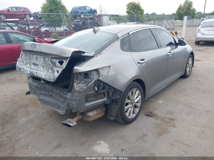 2018 Kia Optima VIN 5XXGT4L36JG259675 IAAI salvage auction — REAR END, Clear (Virginia), sold $25 on 2026-07-28 (photo 4)