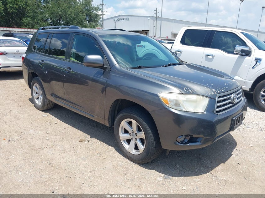 2010 Toyota Highlander VIN 5TDKK3EH5AS020486 IAAI salvage auction — NORMAL WEAR, Clear (Alabama), sold $3,075 on 2026-07-09 (photo 1)