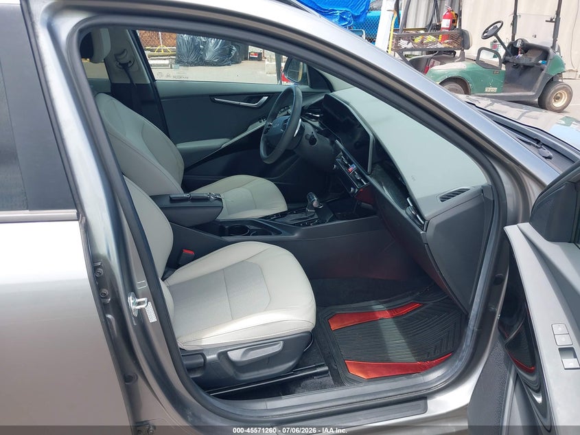 2023 Kia Niro VIN KNDCR3LE9P5059864 IAAI salvage auction — NORMAL WEAR, Clear (Hawaii), sold $1,000 on 2026-07-21 (photo 5)