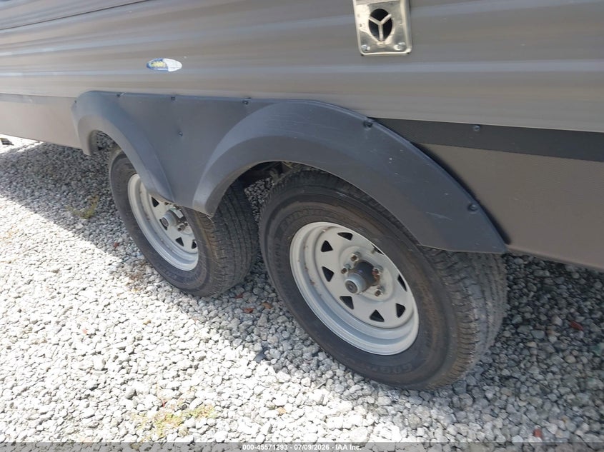 2023 Jayco Other VIN 1UJBC0BR1P17S0245 IAAI salvage auction — ROOF, Rebuildable (Florida), sold $5,100 on 2026-07-29 (photo 7)
