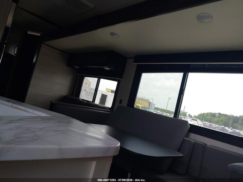 2023 Jayco Other VIN 1UJBC0BR1P17S0245 IAAI salvage auction — ROOF, Rebuildable (Florida), sold $5,100 on 2026-07-29 (photo 8)