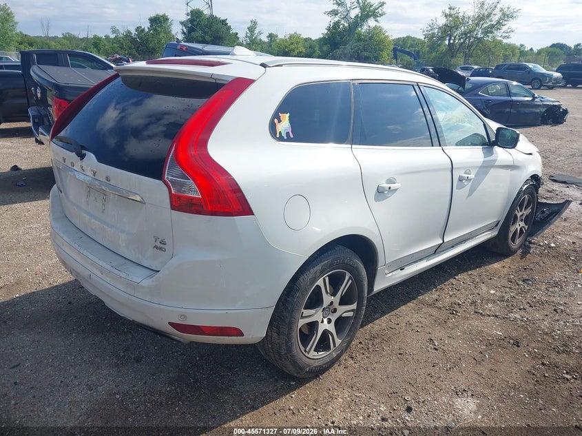 2015 Volvo Xc60 VIN YV4902RK0F2678300 IAAI salvage auction — FRONT END, Salvage Title, sold $400 on 2026-08-04 (photo 4)