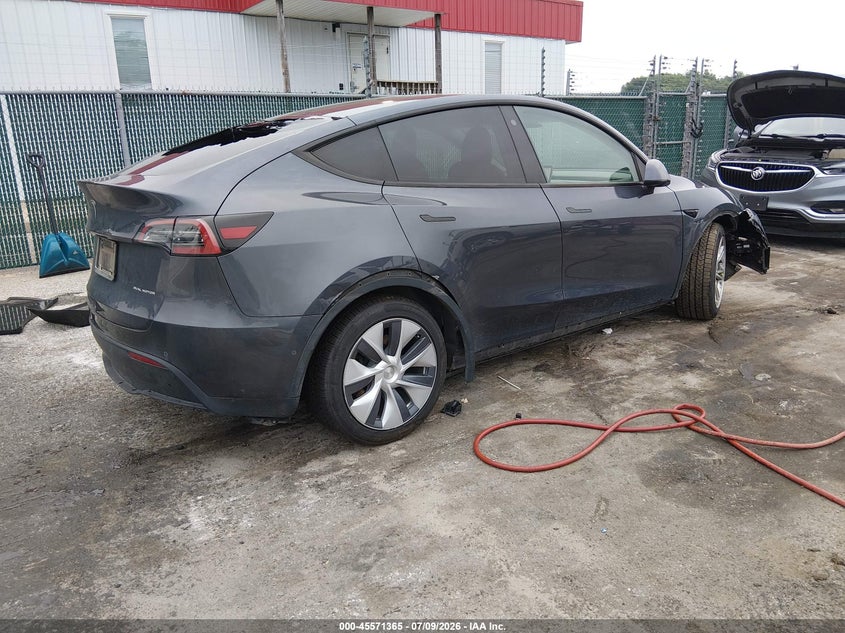 2022 Tesla Model y VIN 7SAYGDEE0NF370919 IAAI salvage auction — LEFT SIDE, Salvage - Greater Than 75% (Maryland), sold $4,950 on 2026-07-24 (photo 4)
