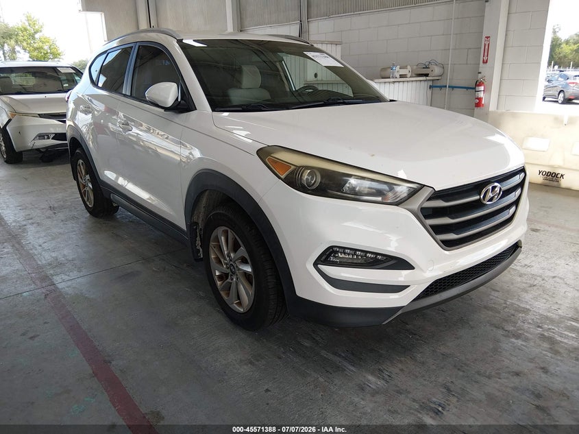 2016 Hyundai Tucson VIN KM8J33A25GU025892 IAAI salvage auction — NORMAL WEAR, Clear (Florida), sold $1,800 on 2026-07-29 (photo 1)