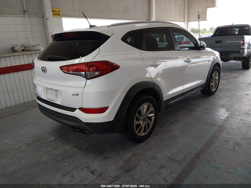 2016 Hyundai Tucson VIN KM8J33A25GU025892 IAAI salvage auction — NORMAL WEAR, Clear (Florida), sold $1,800 on 2026-07-29 (photo 4)