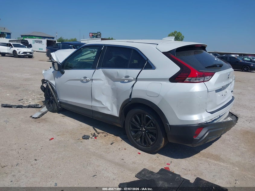 2024 Mitsubishi Eclipse cross VIN JA4ATVAAXRZ001983 IAAI salvage auction — FRONT END, Salvage Title, sold $650 on 2026-09-16 (photo 3)