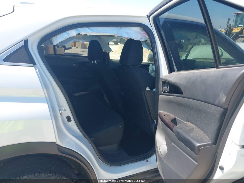 2024 Mitsubishi Eclipse cross VIN JA4ATVAAXRZ001983 IAAI salvage auction — FRONT END, Salvage Title, sold $650 on 2026-09-16 (photo 8)