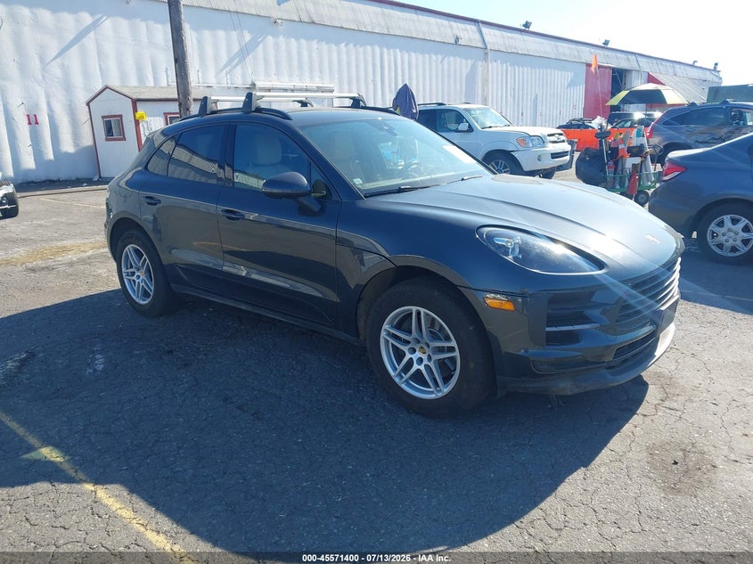 2019 Porsche Macan VIN WP1AA2A57KLB00197 — IAAI salvage auction photo