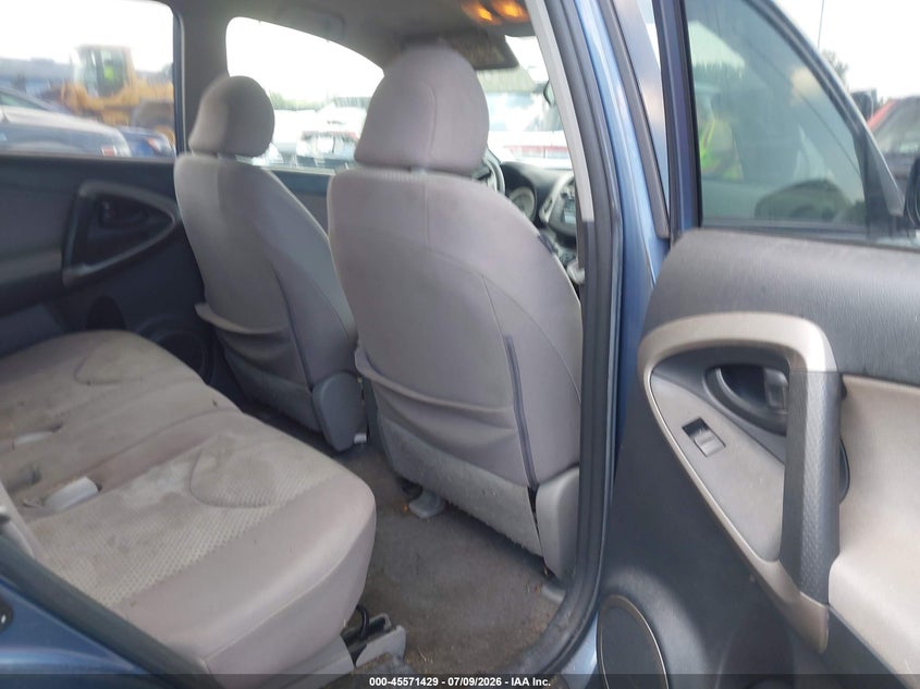 2007 Toyota Rav4 VIN JTMZD33V676046878 IAAI salvage auction — NORMAL WEAR, Original (Ohio), sold $1,200 on 2026-07-28 (photo 8)