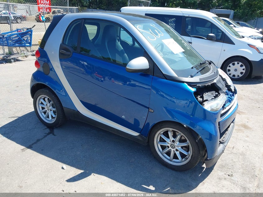 2008 Smart Fortwo VIN WMEEJ31X38K205426 IAAI salvage auction — FRONT END, Mv-907A (New York), sold $500 on 2026-07-28 (photo 1)